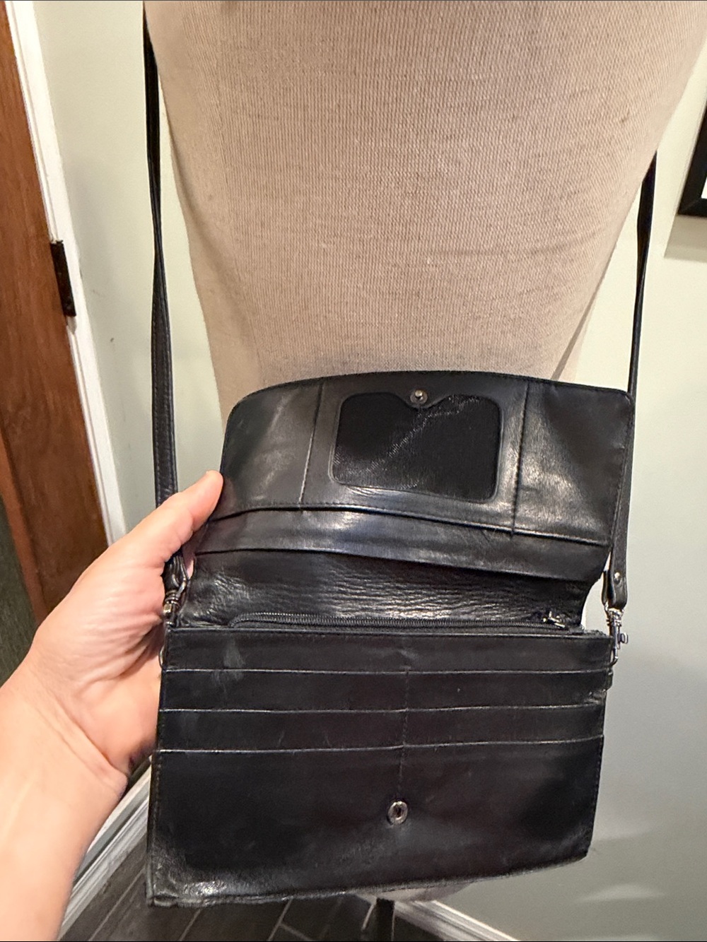 Perlina Black Leather Crossbody Bag with Metal Logo Plaque - Picture 9 of 15